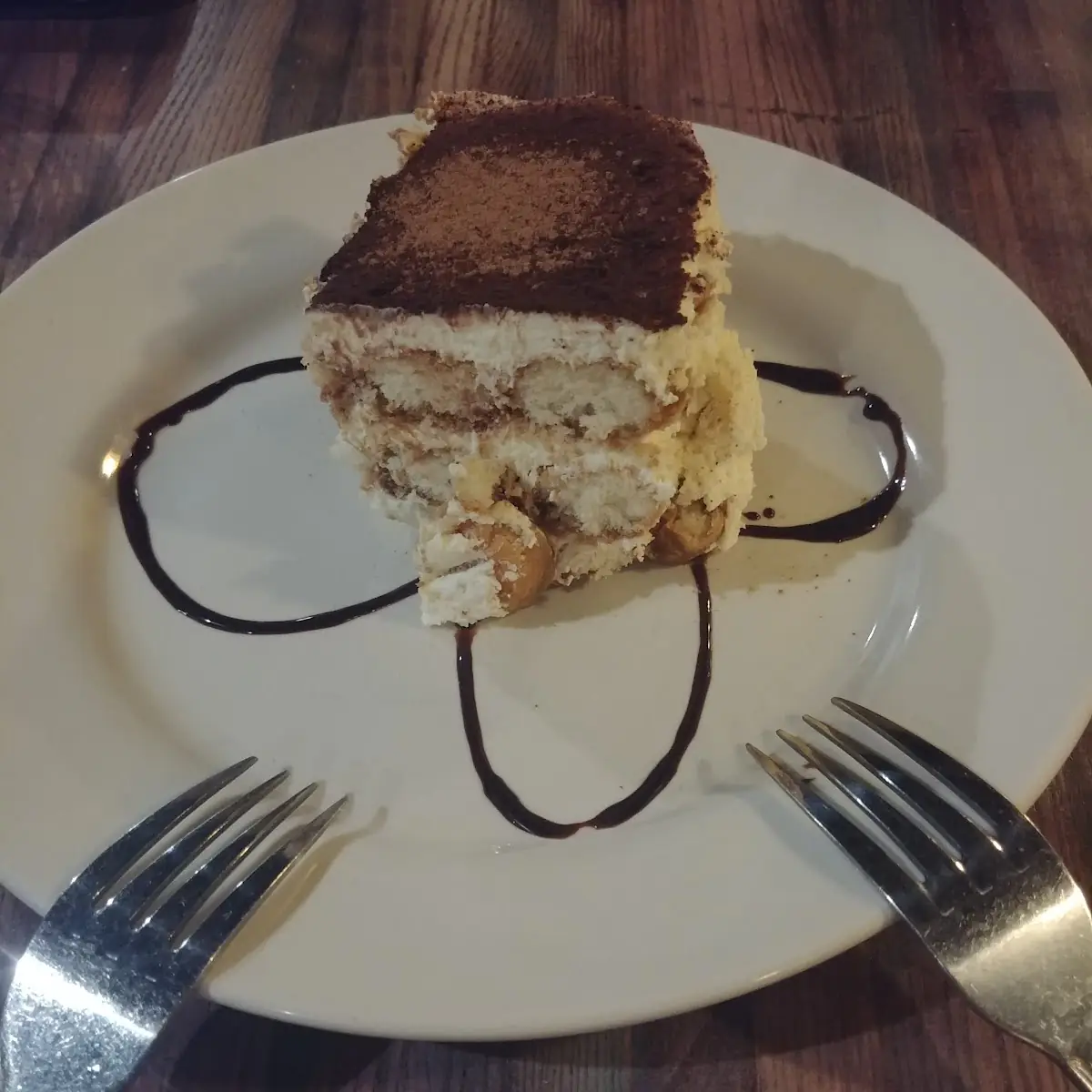 Tiramisu Cake