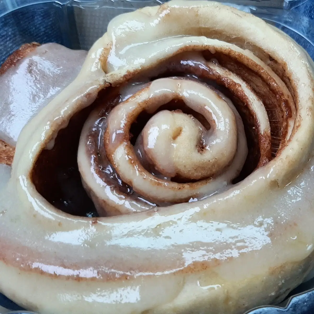 Jumbo Cinnamon Roll