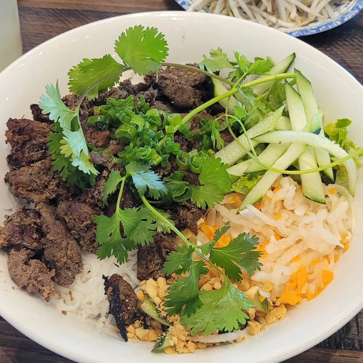 Pho DAC Biet Special Combo