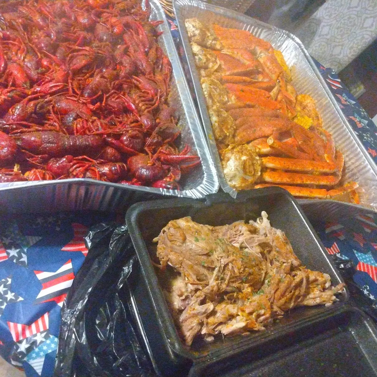 Crawfish Turkey Neck and Snow Crab Legs