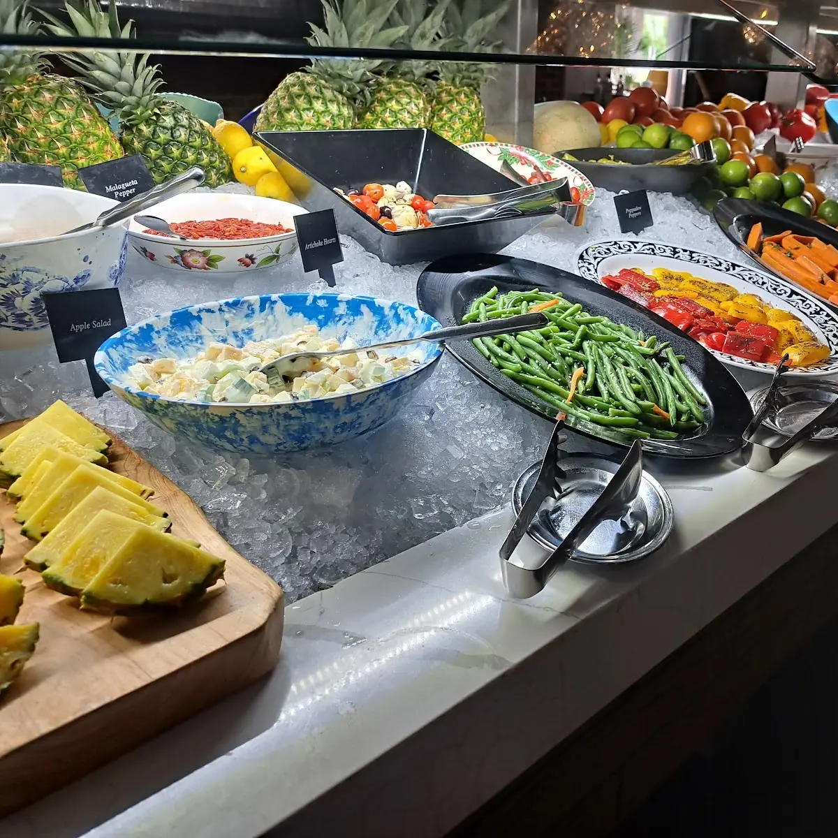 Fresh Salad Bar