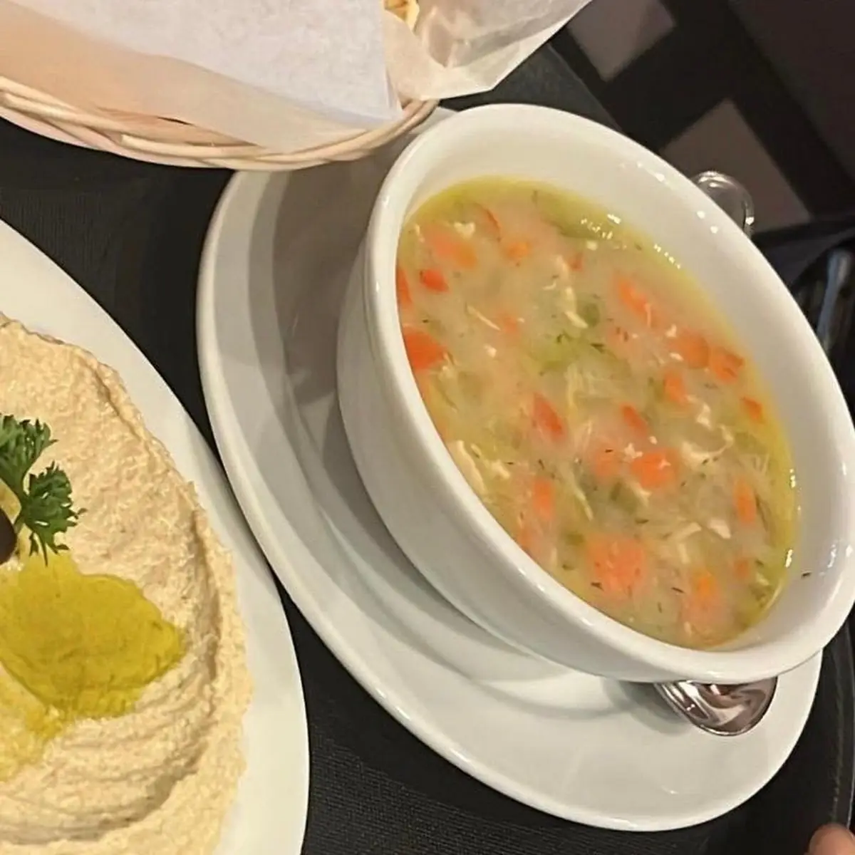 Pita Bread Hummus and Vegetable Soup