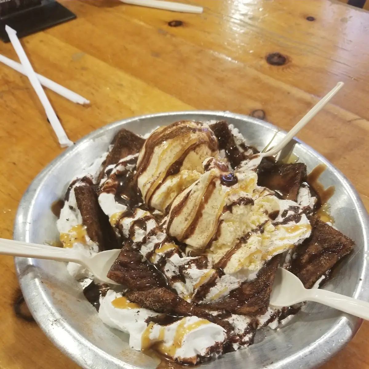 Brownie Sundae