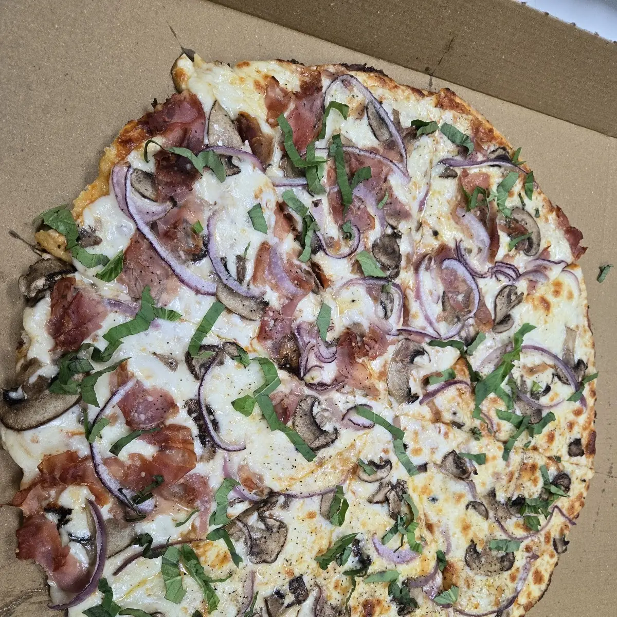 Tomori's Vegetarian Pizza Medium 12"
