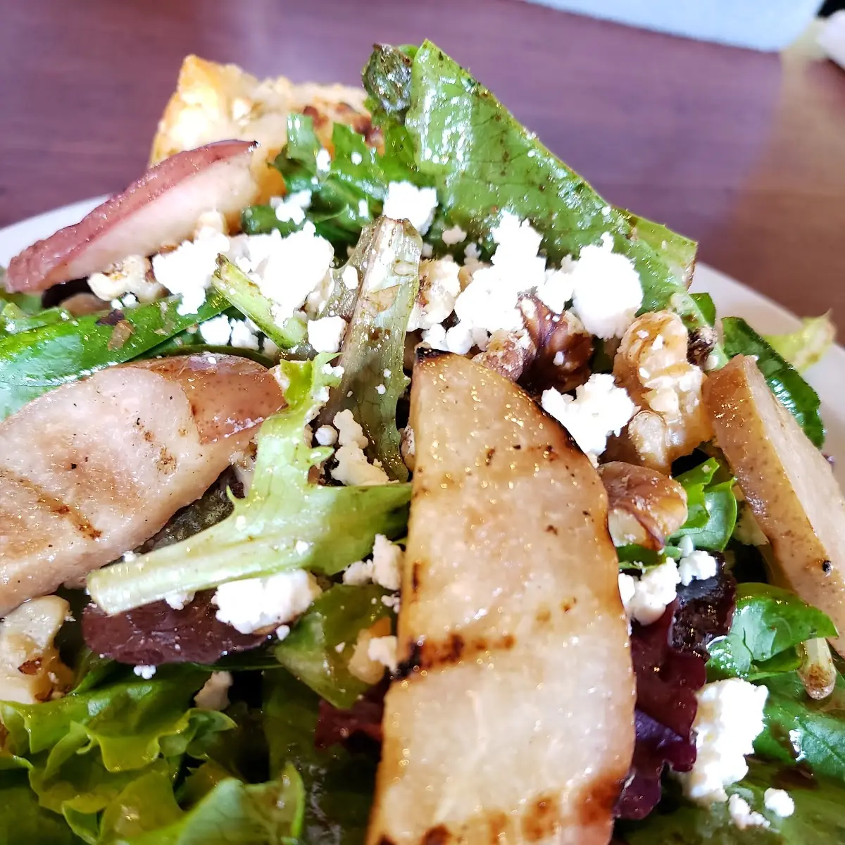 Grilled Pair Salad