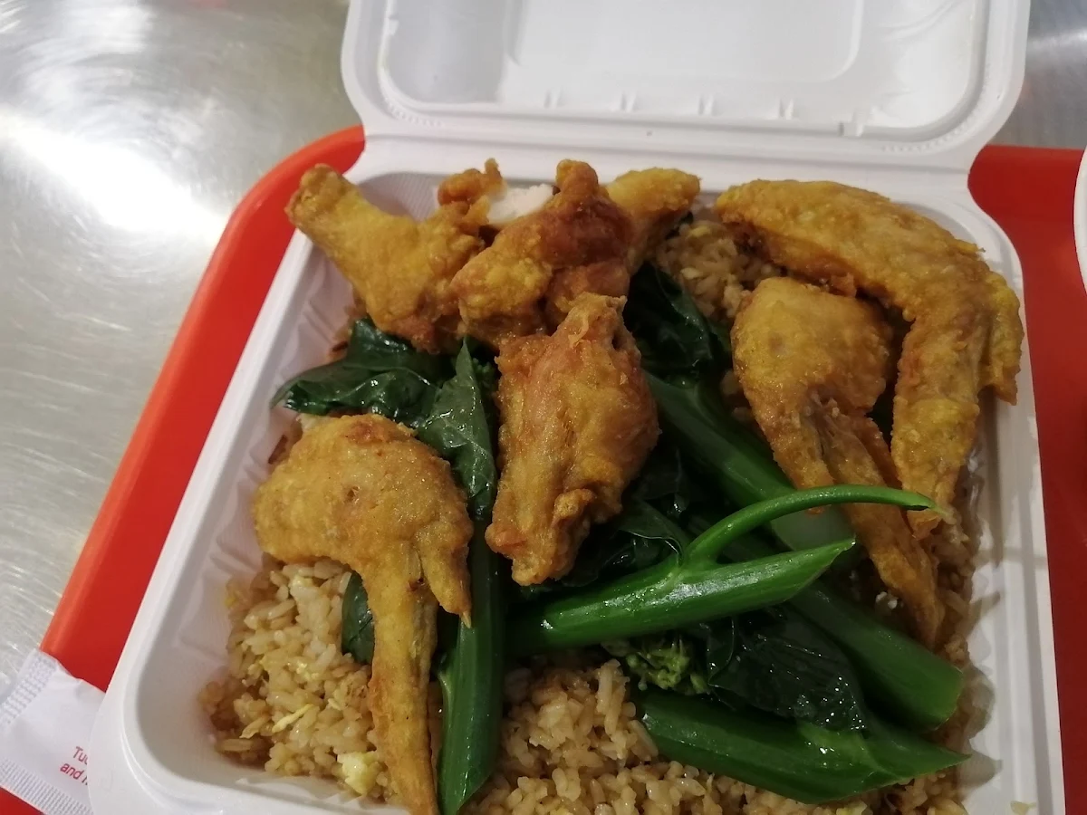 Fried Chicken Wings on Fried Rice