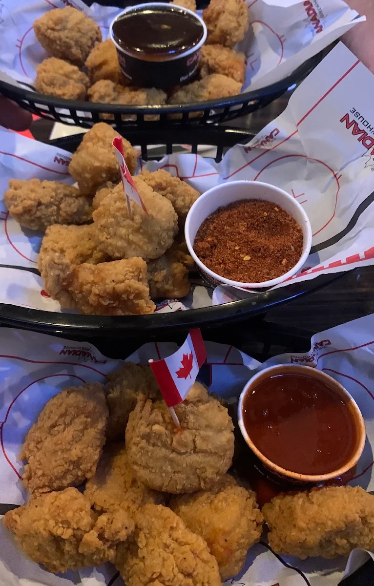 Boneless Wings, The Canadian Brewhouse (Okotoks)