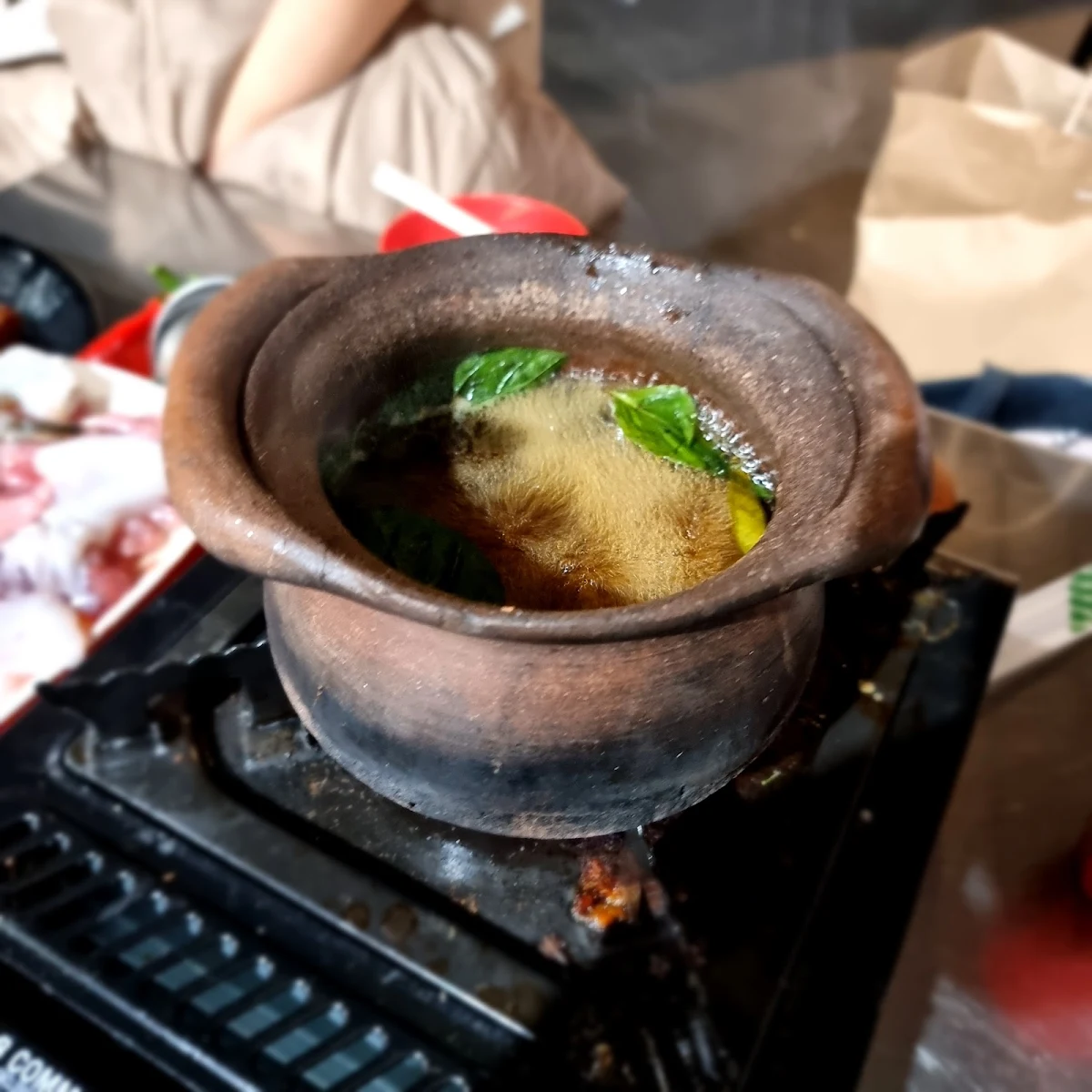 Hotpot, Show Neua Thai Street Food