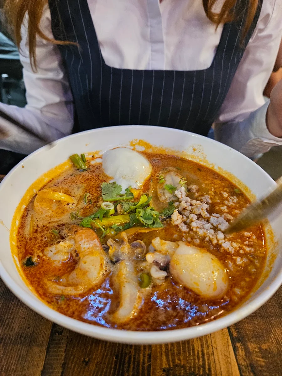Tom Yum Soup, Show Neua Thai Street Food