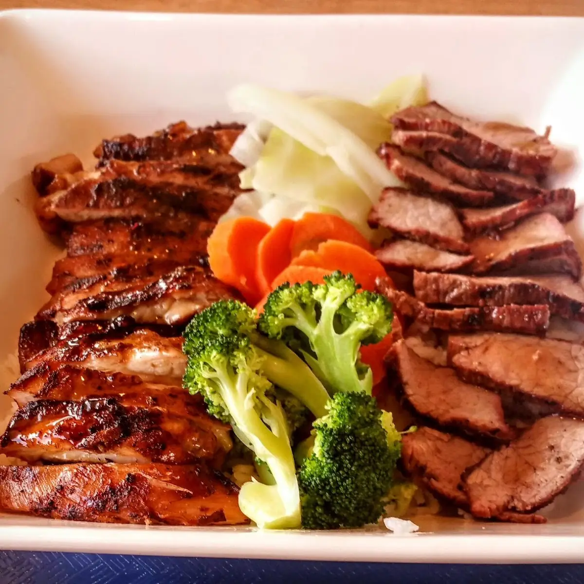 Half Chicken and Half Beef Combination Plate