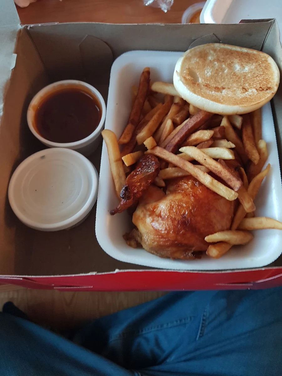 César Avec Poulet Grillé / Caesar with Grilled Chicken