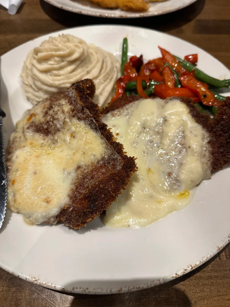 Chicken Schnitzel, Fionn MacCool's