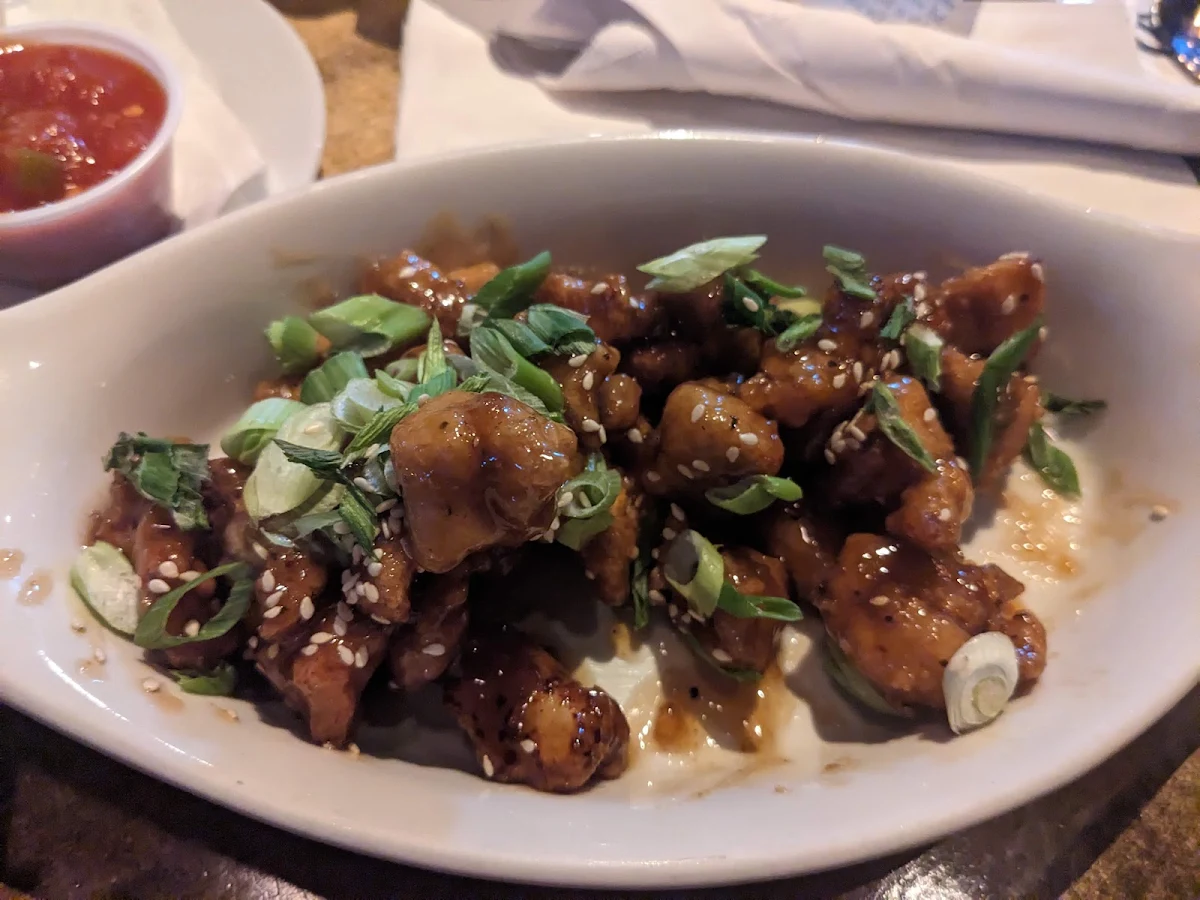 Honey Garlic Chicken, Fionn MacCool's