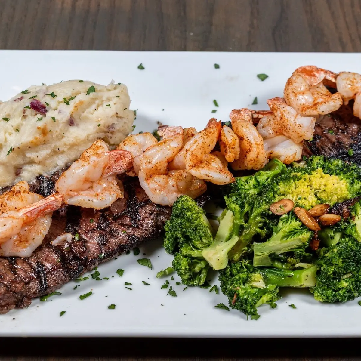 Grilled Shrimp and Broccoli