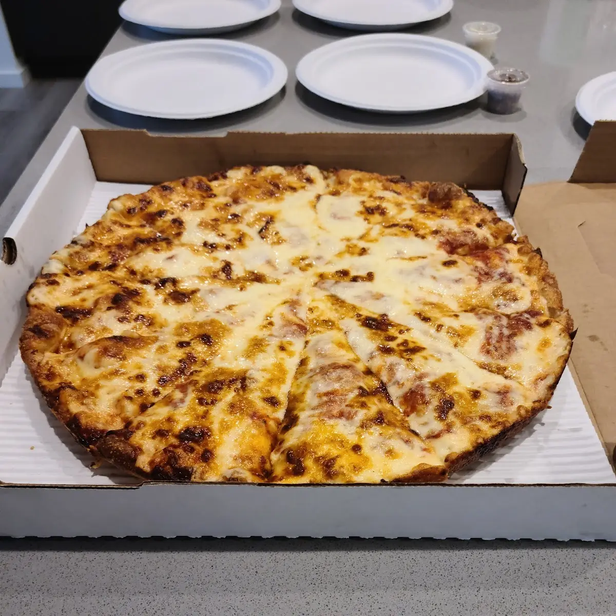 Medium Pizza Mushrooms Bacon Extra Cheese