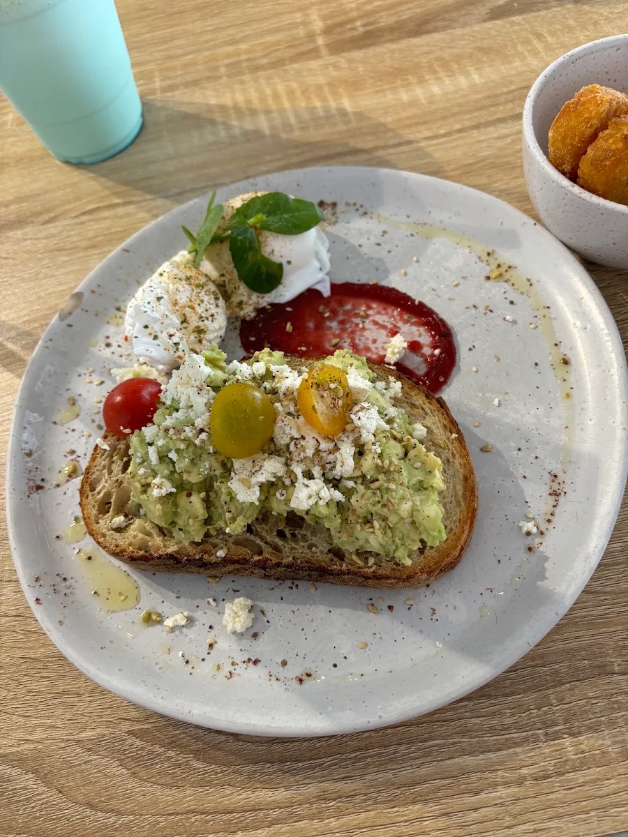 Eggs Your Way, M & O Cafe