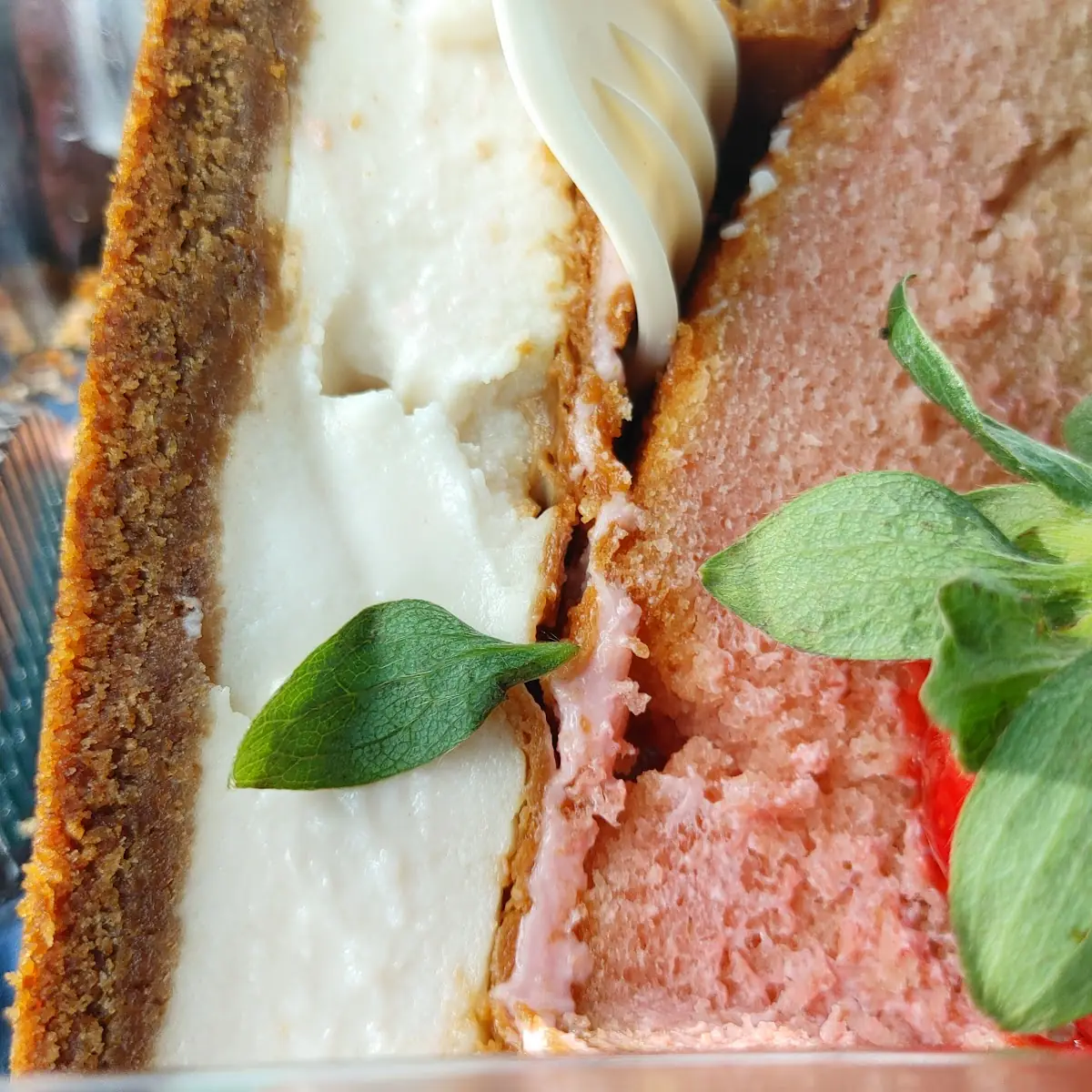 Strawberry Cheesecake Pie