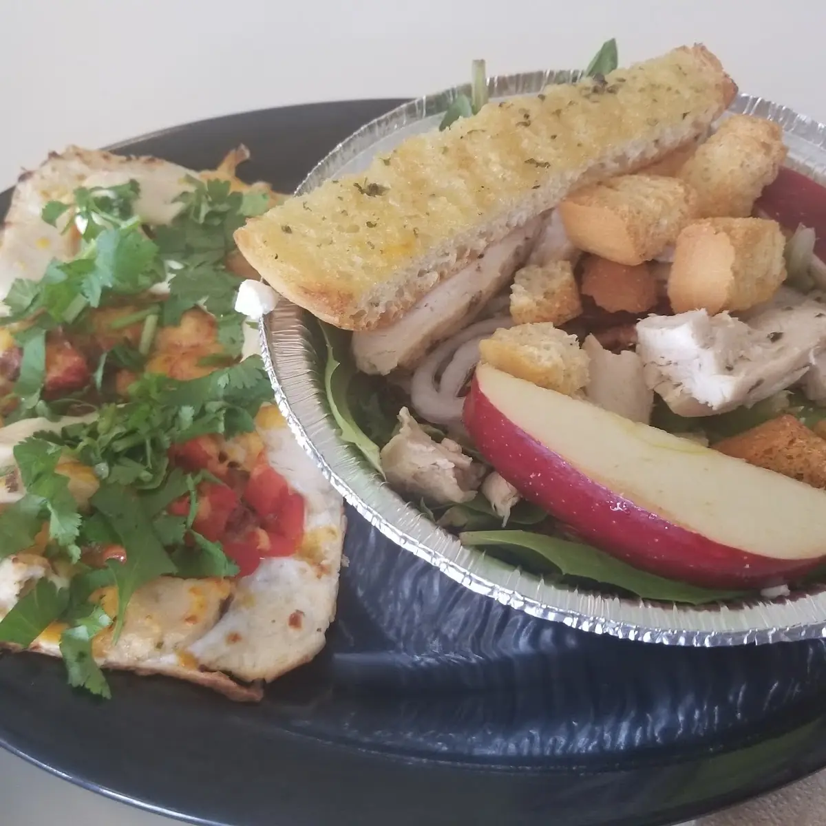 California Avacado Chicken Flatbread