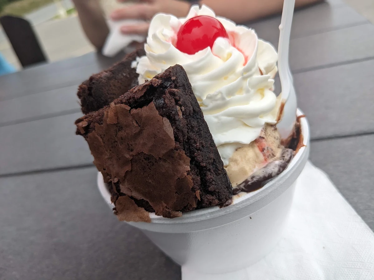 Brownie Sundae