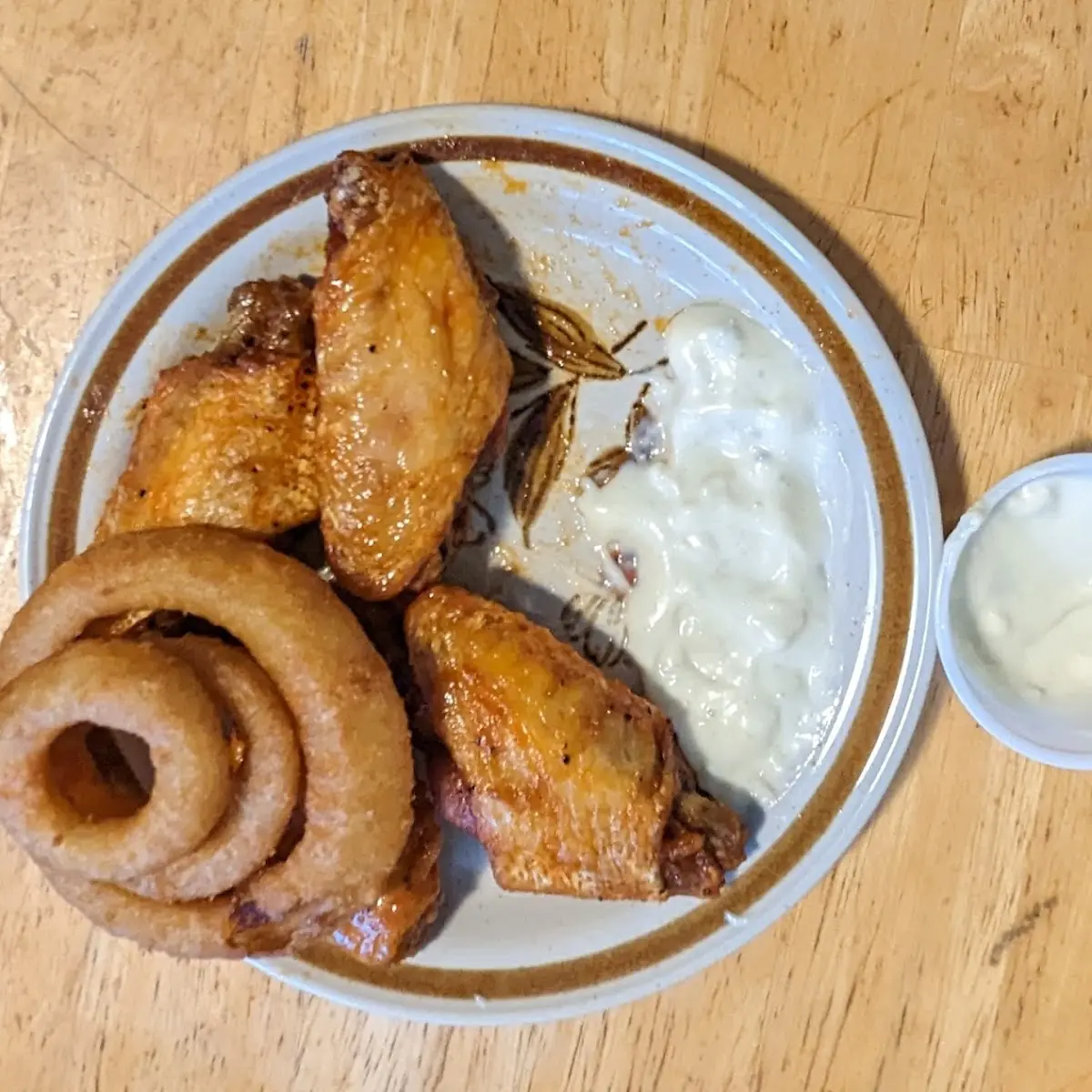 Buffalo Hot Wings and Onion Rings