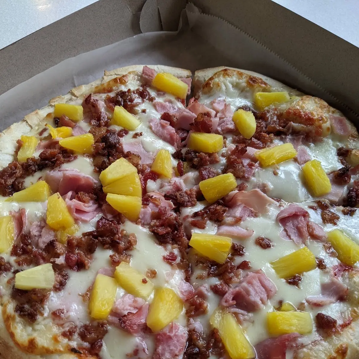 Hawaiian Pizza