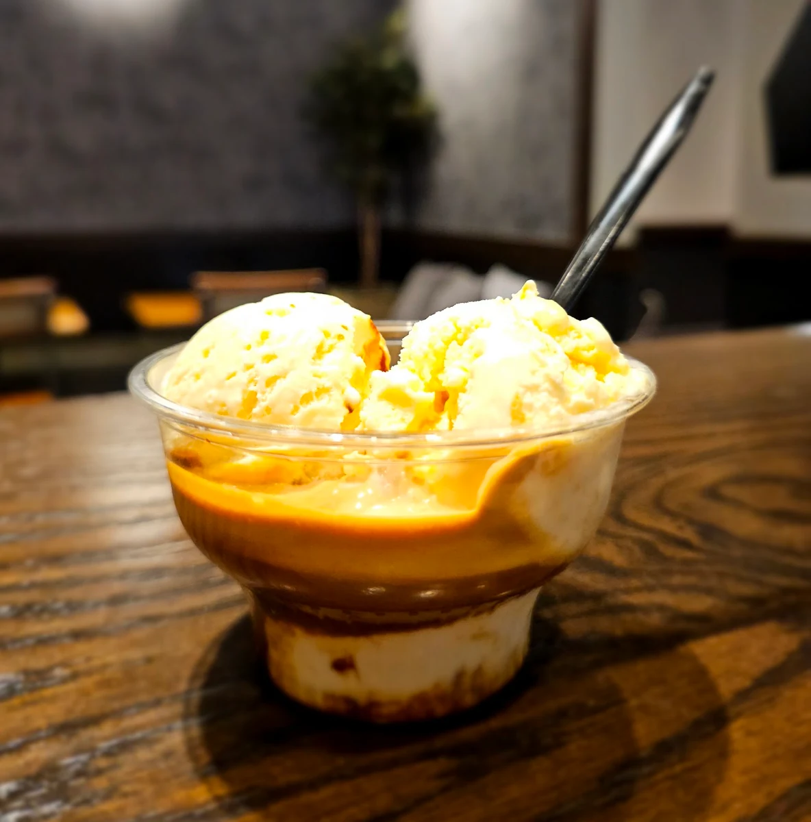 GB Nutella & Caramel Sundae
