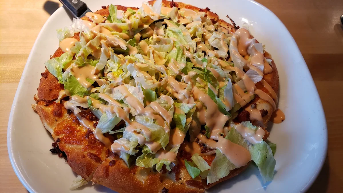 Pizza Mac Burger, Boston Pizza