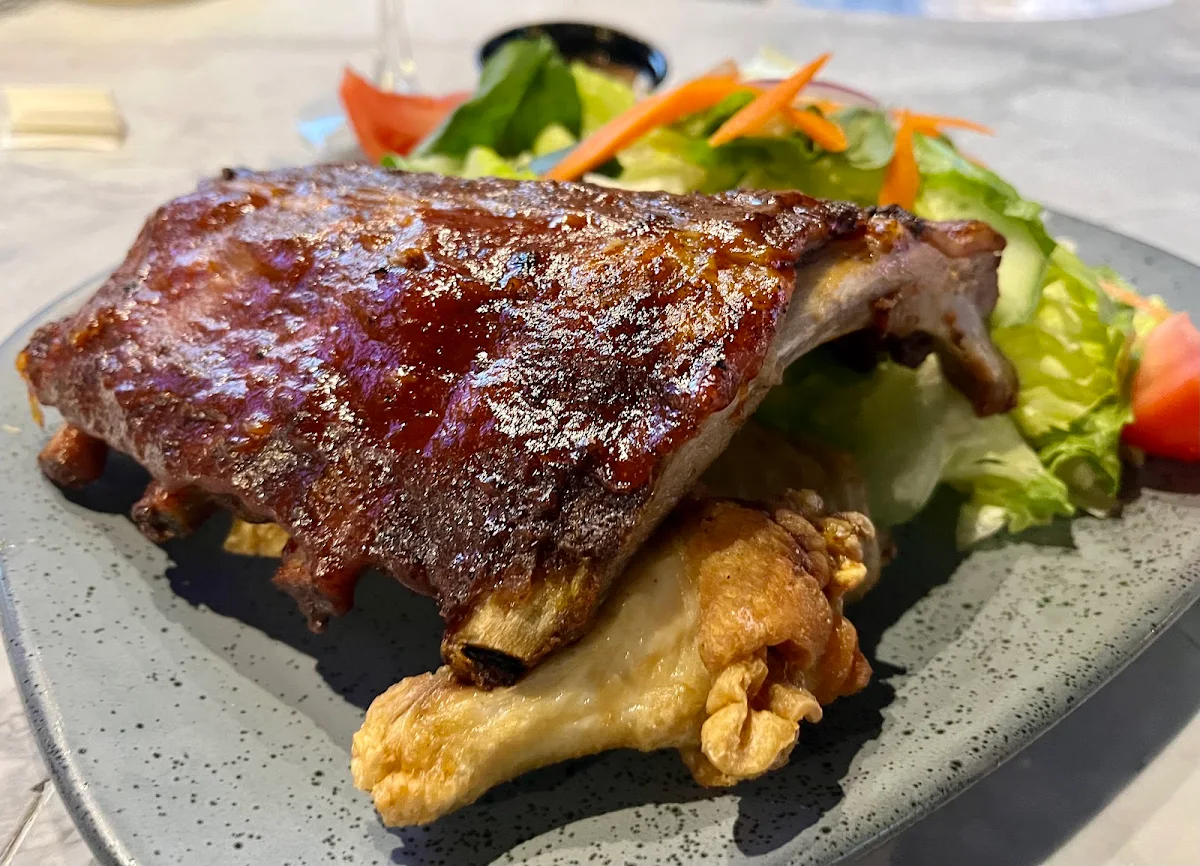 Ribs and Wings Combo with Salad