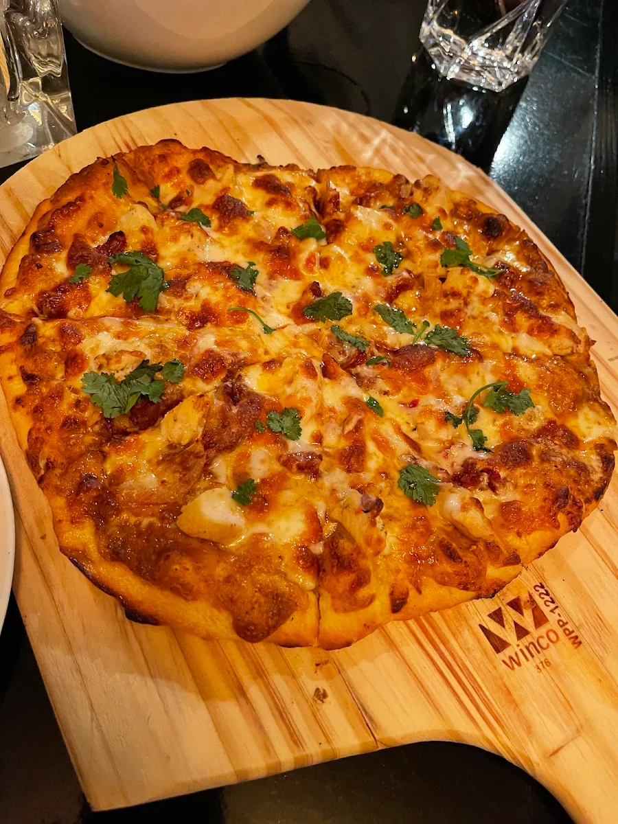 Butter Chicken Pizza