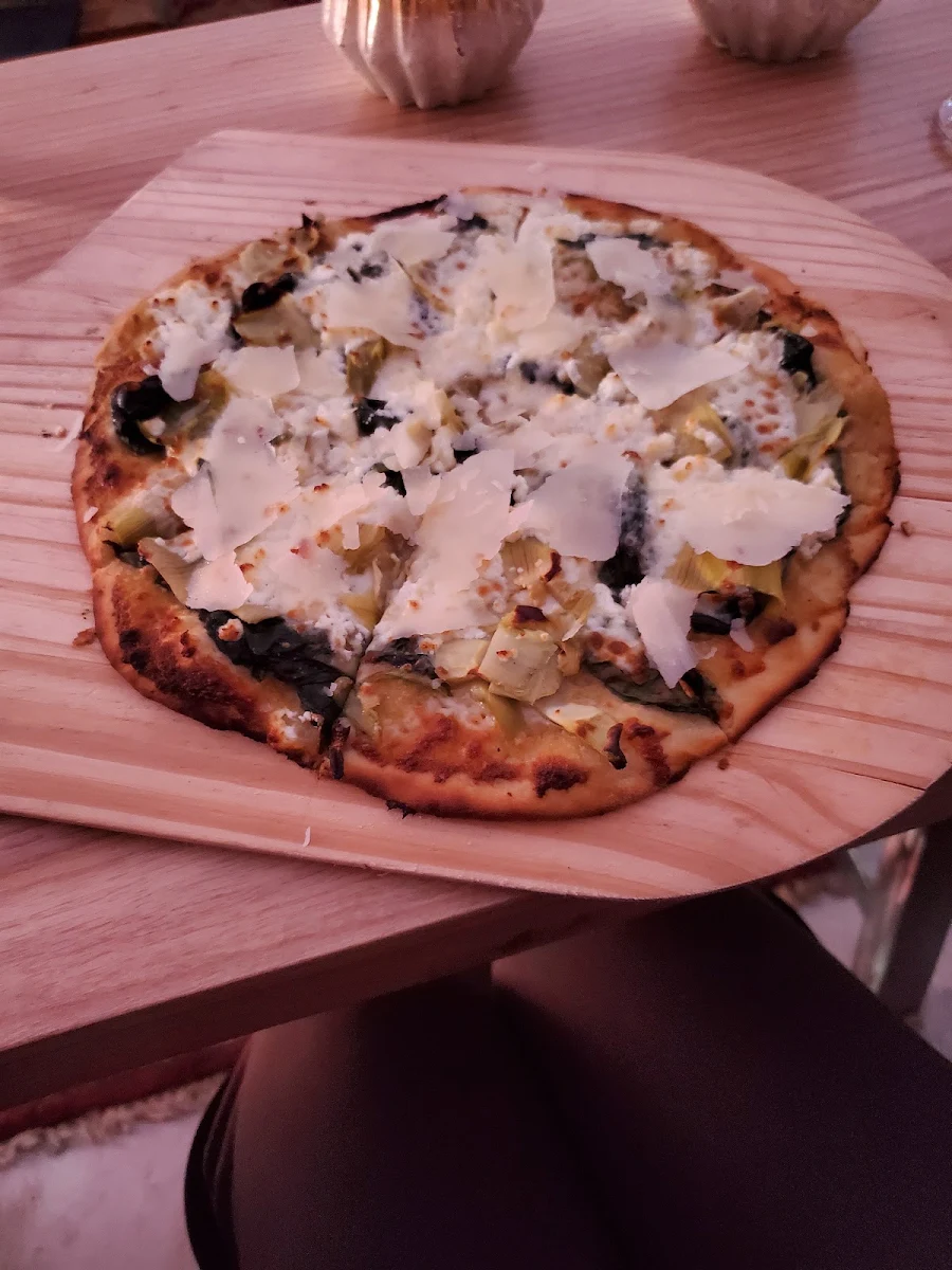 Chicken Spinach Artichoke Pizza