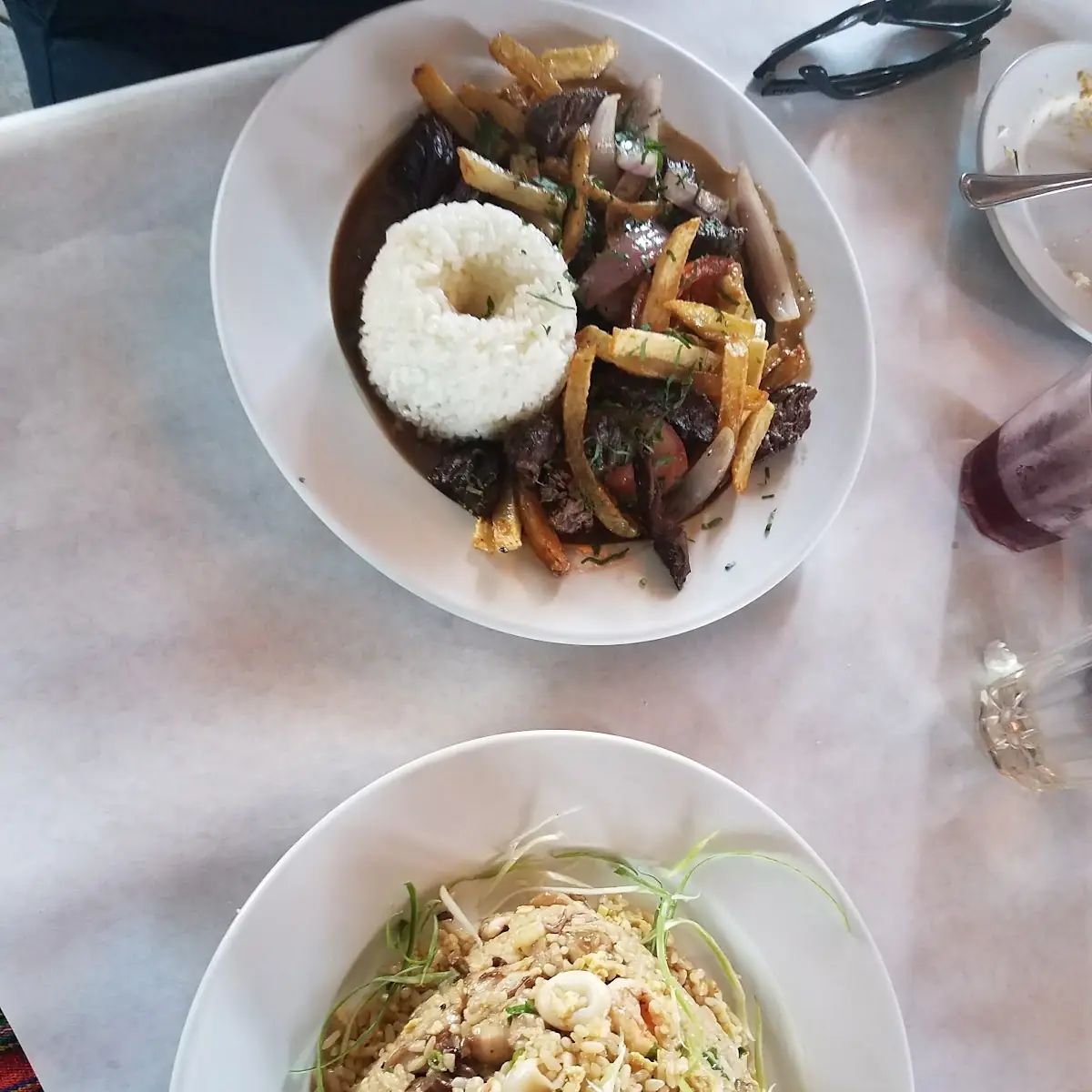 Fuente de Arroz Chaufa Mixto