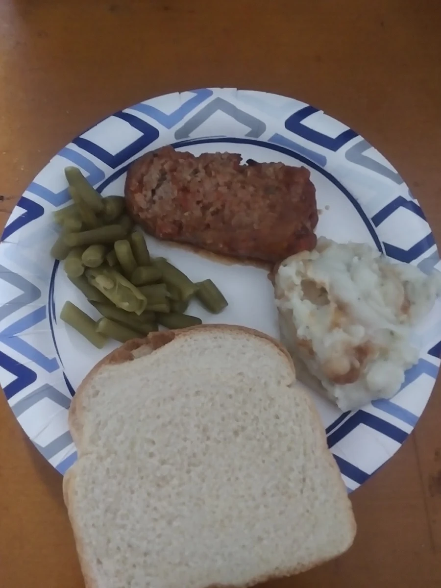 Meat Loaf with Mashed Potatoes