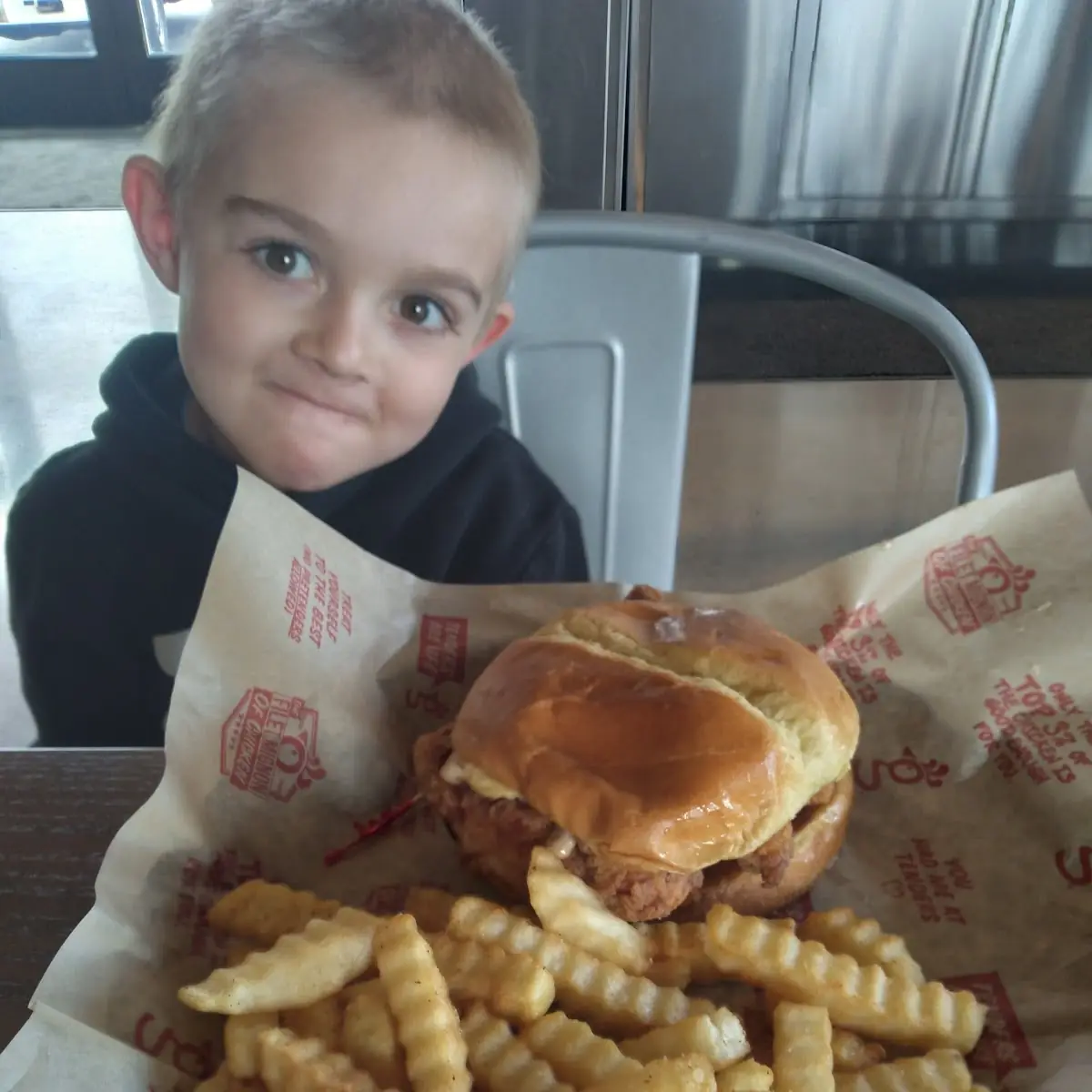 Magoo's Chicken Sandwich Combo