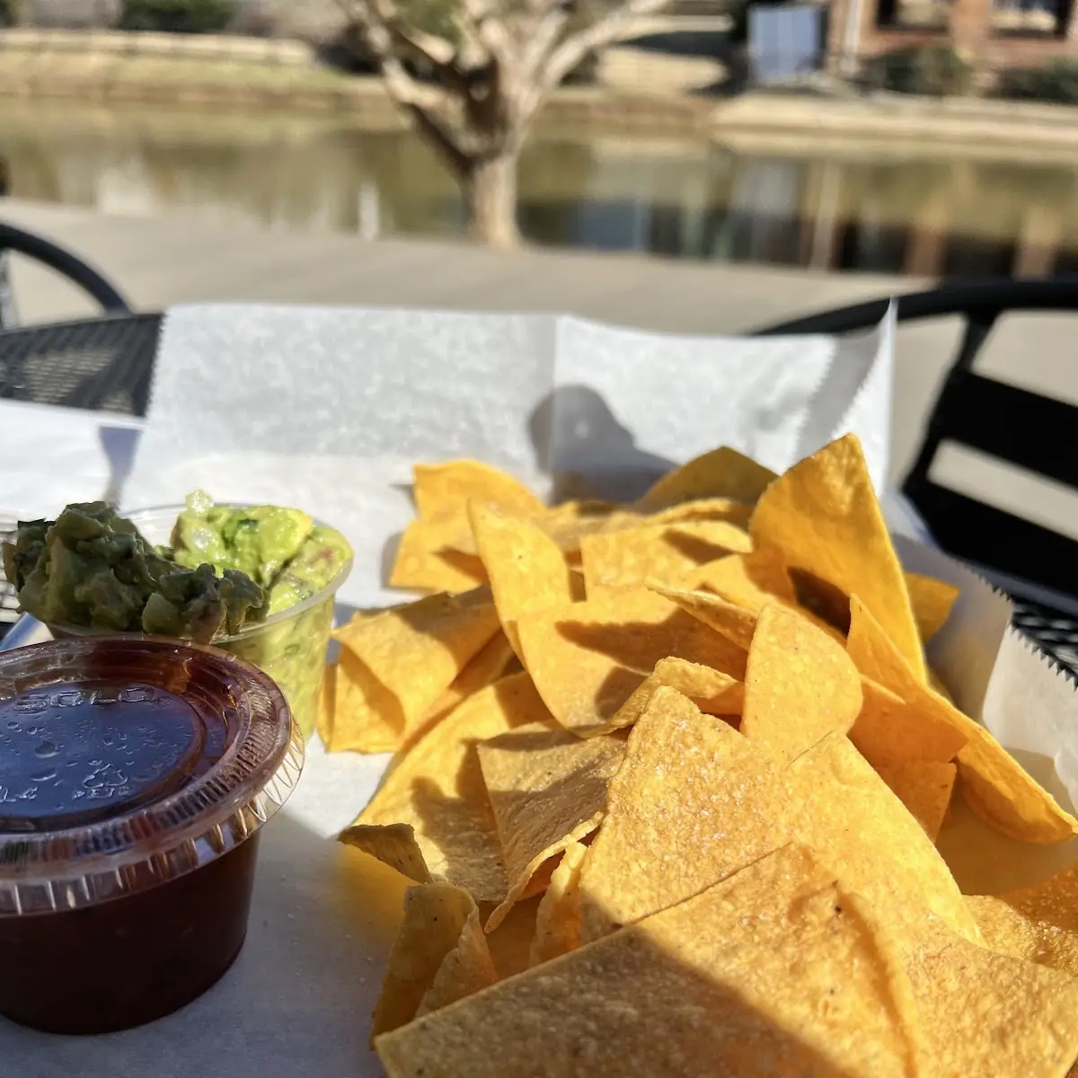 Chips & Salsa