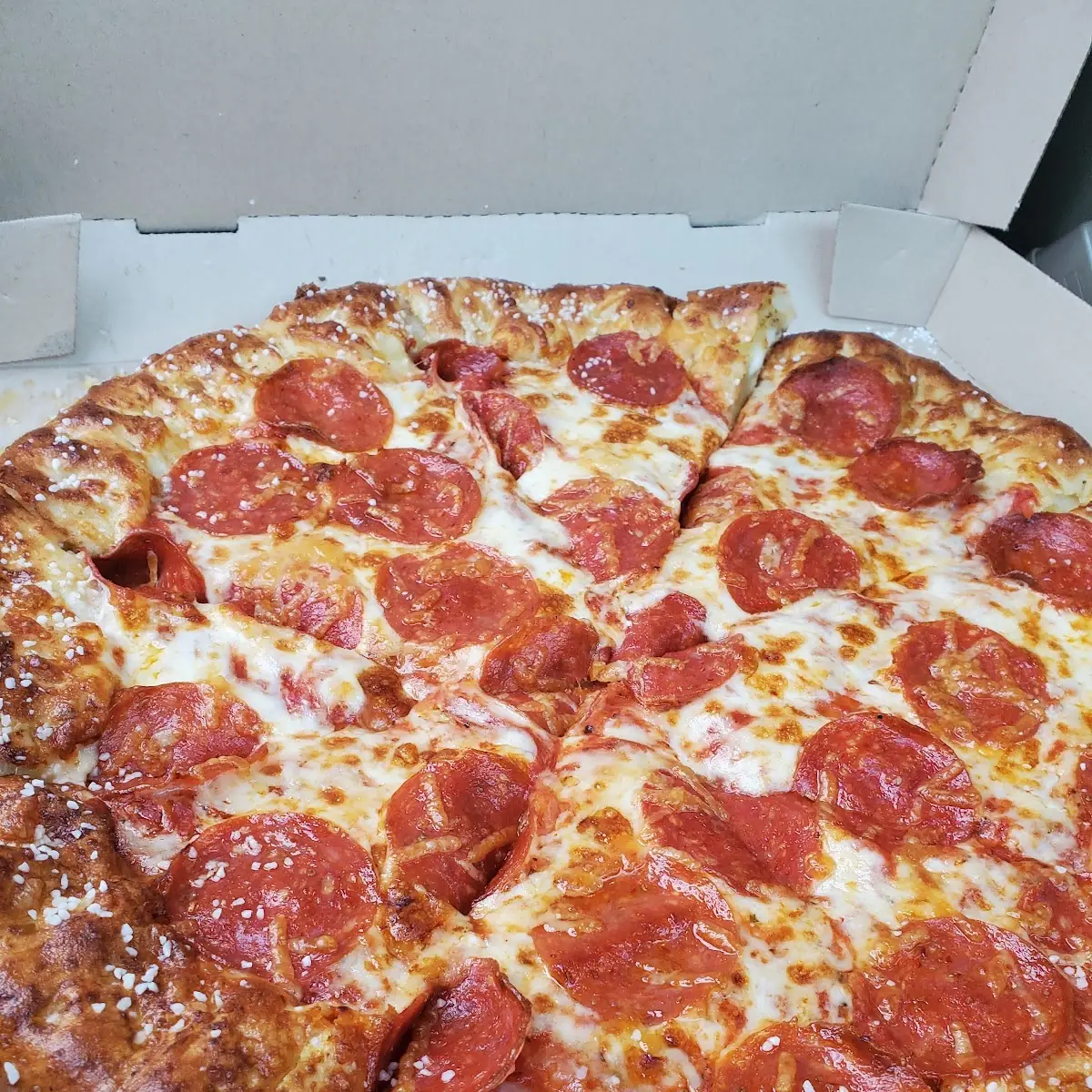 Stuffed Pretzel Crust