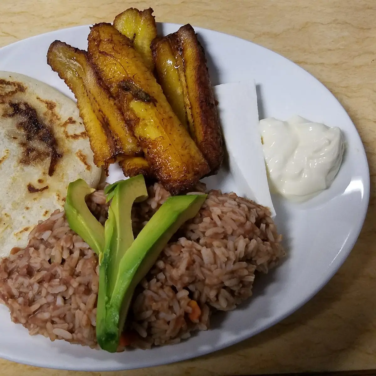 Pupusa Combo Plate