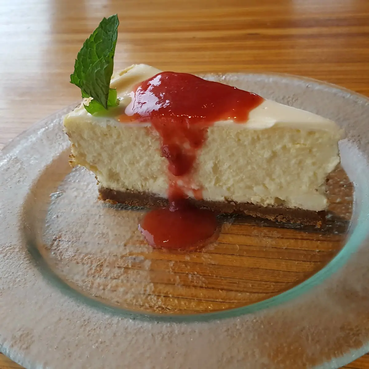 Rhubarb-Strawberry Cheesecake