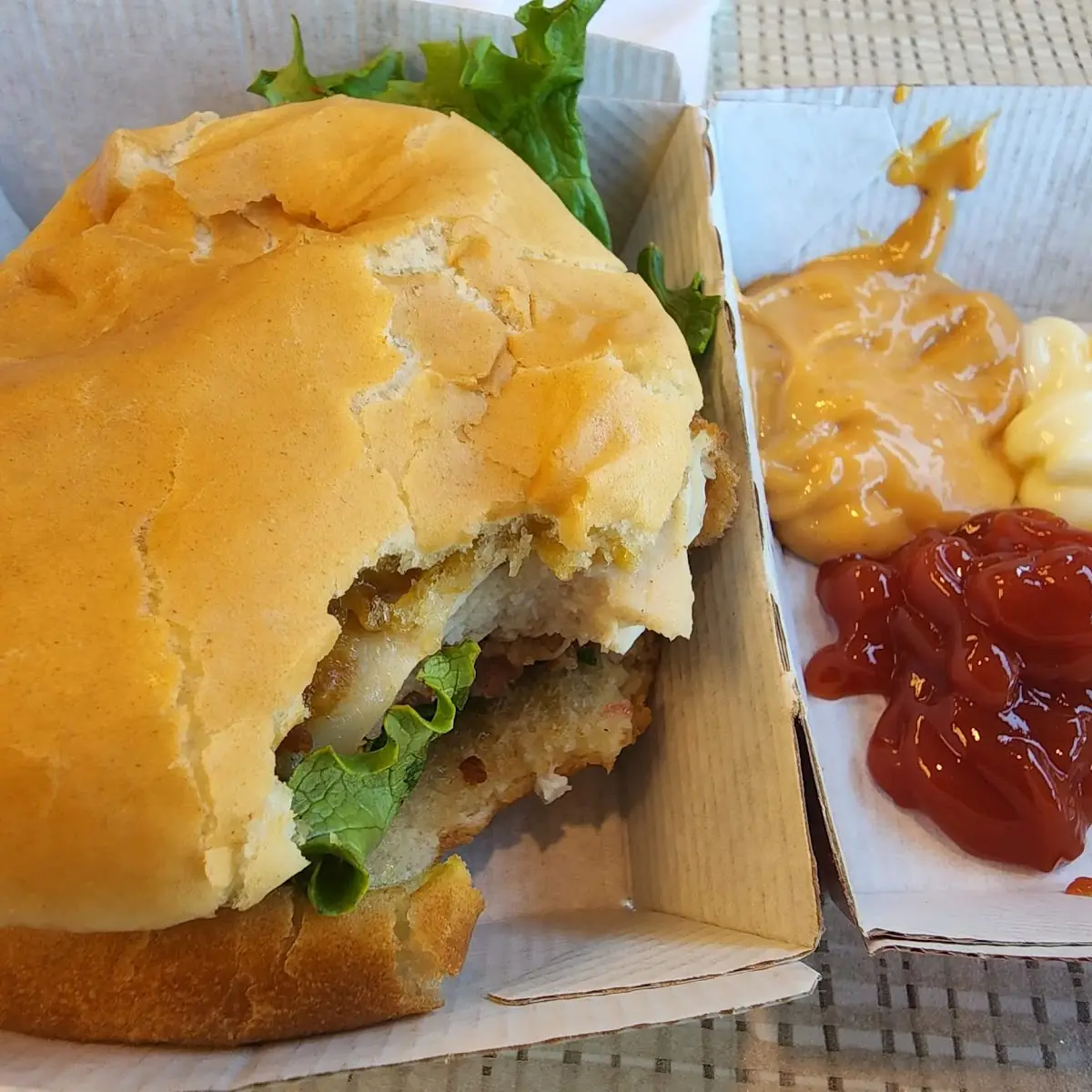 Classic Chicken Burger
