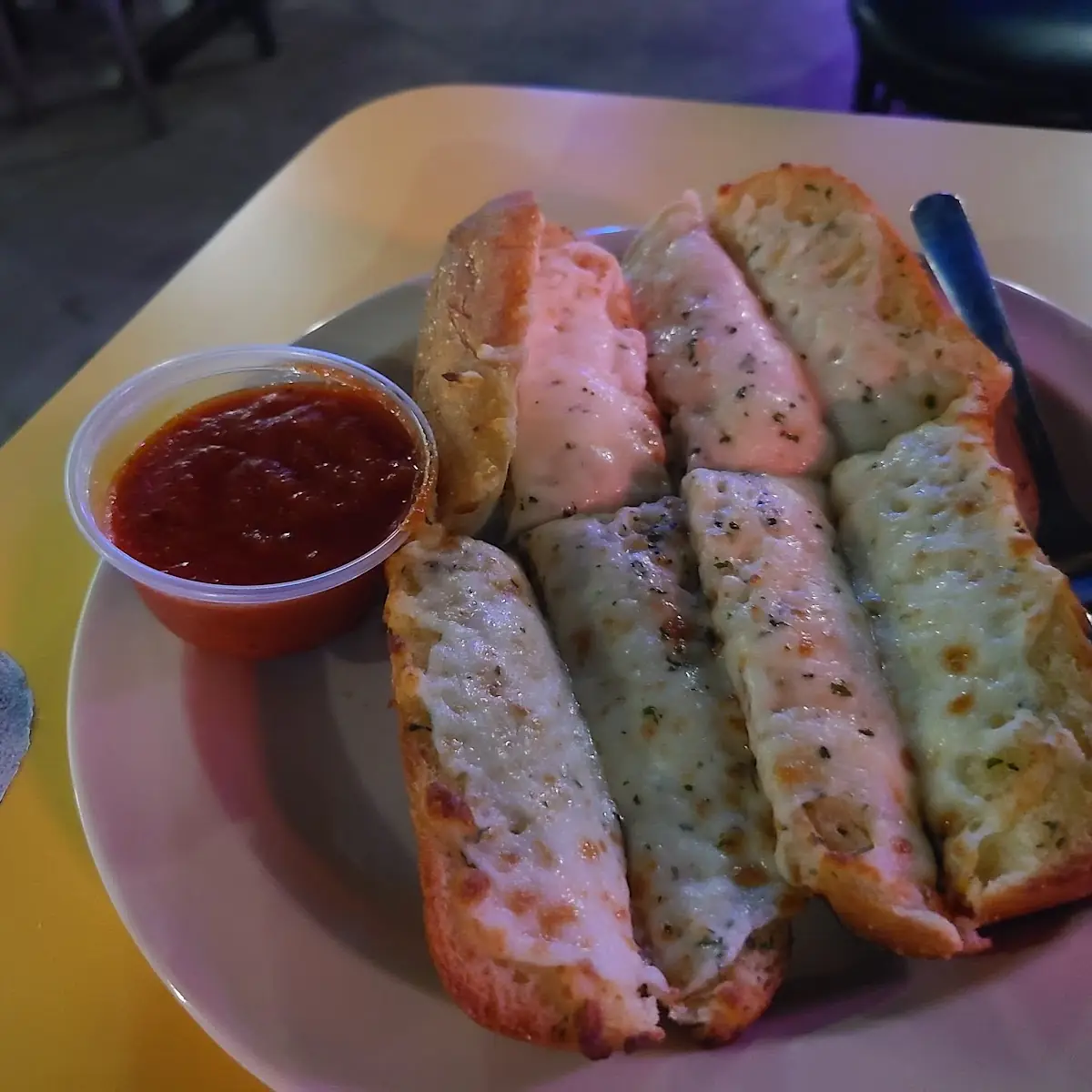 Garlic Cheese Bread