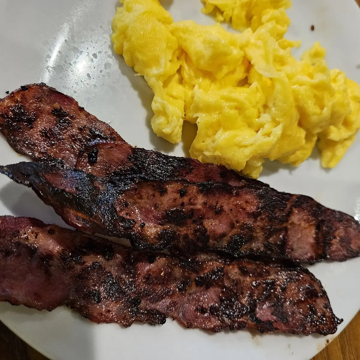 55 Scrambled Eggs & Cheddar Breakfast