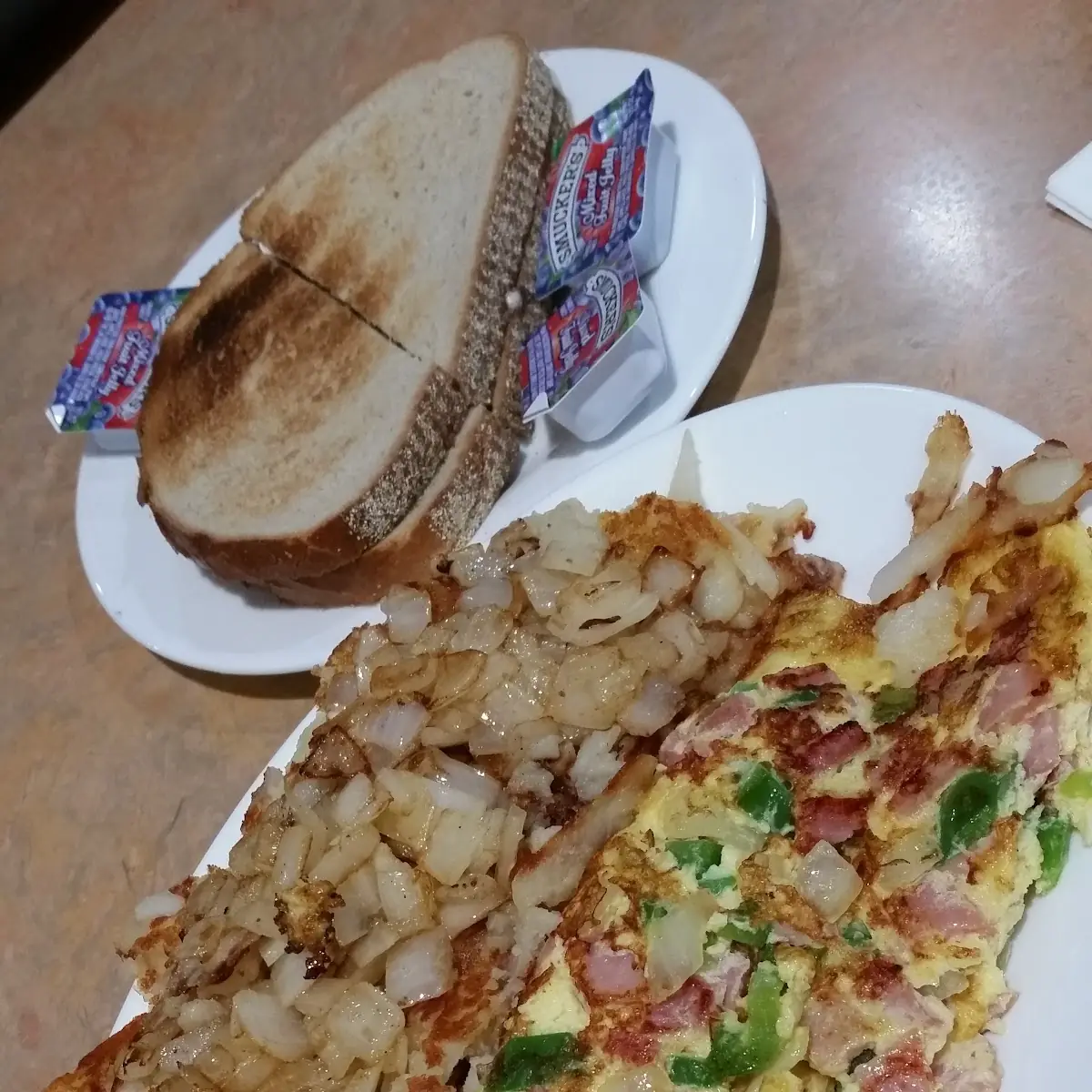 Western Omelette with Hash Browns