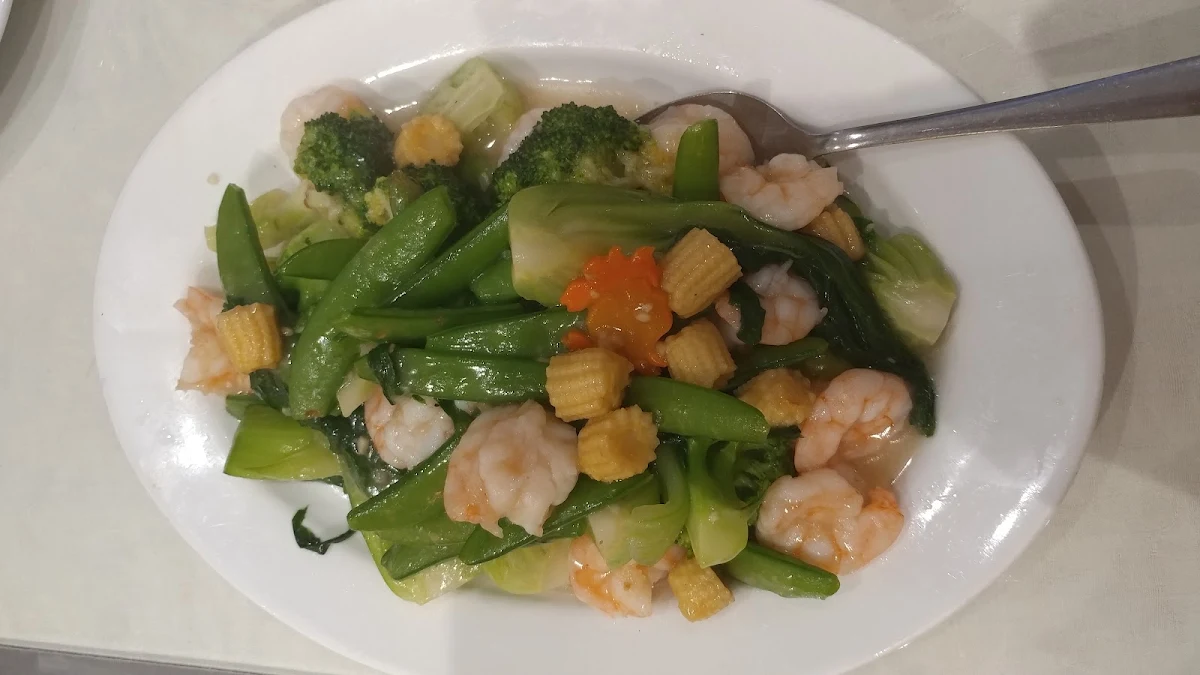 Steamed Chop Suey with Oyster Sauce, Flourishing