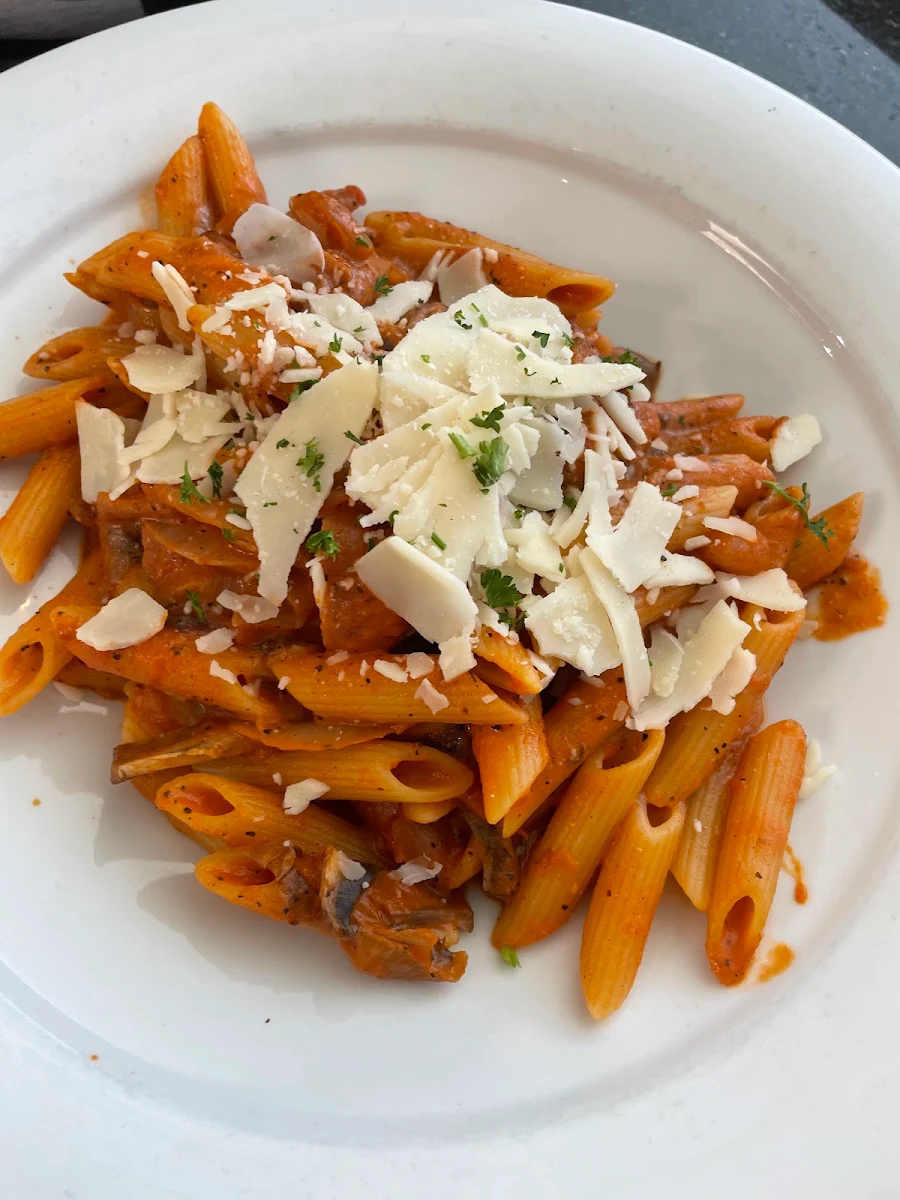 Penne Chicken Fungi