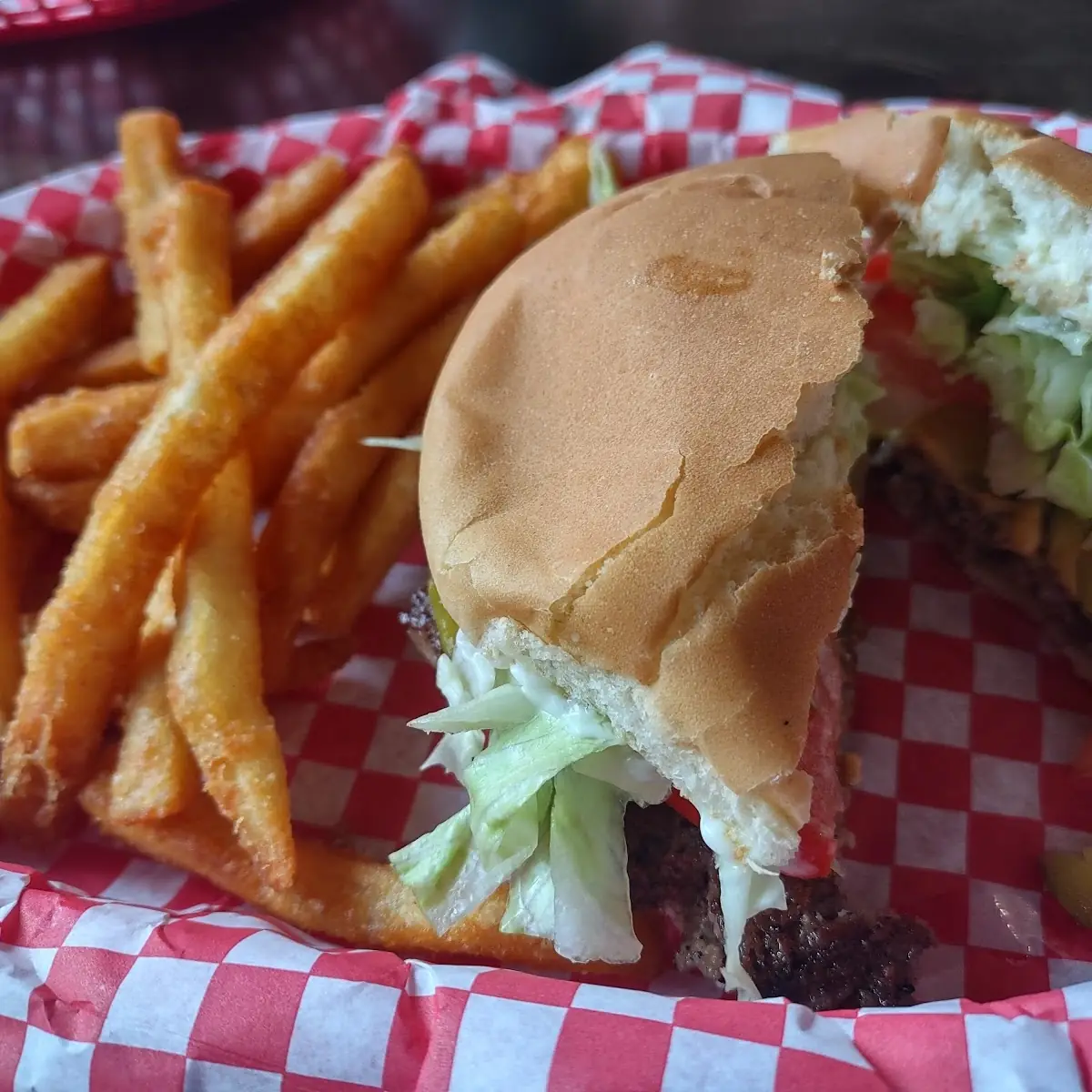 Cheeseburger Deluxe