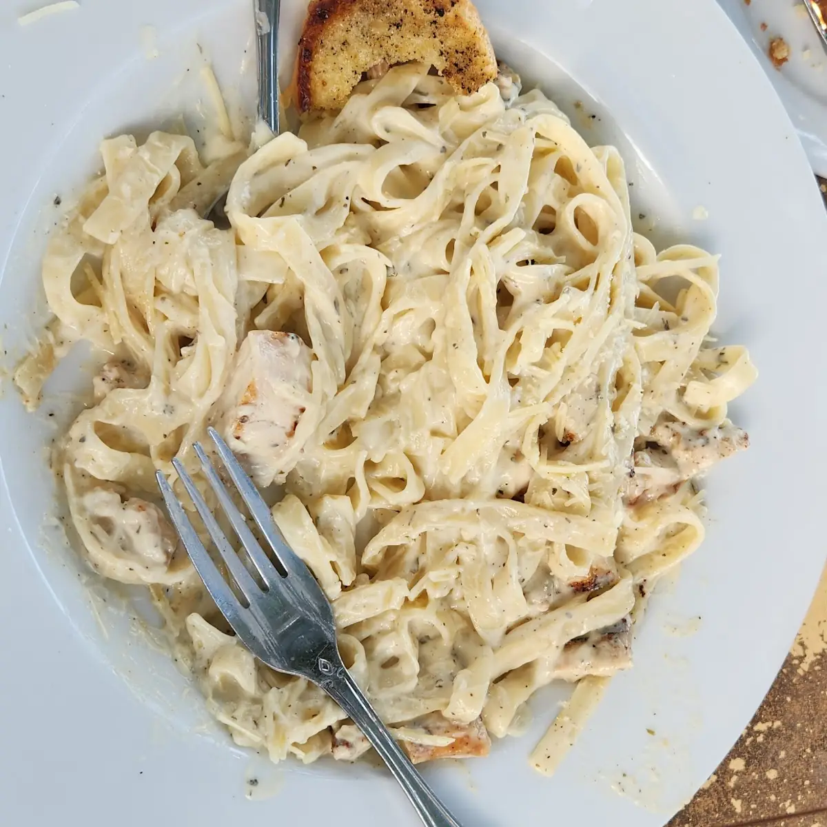 Chicken Fettuccine Alfredo