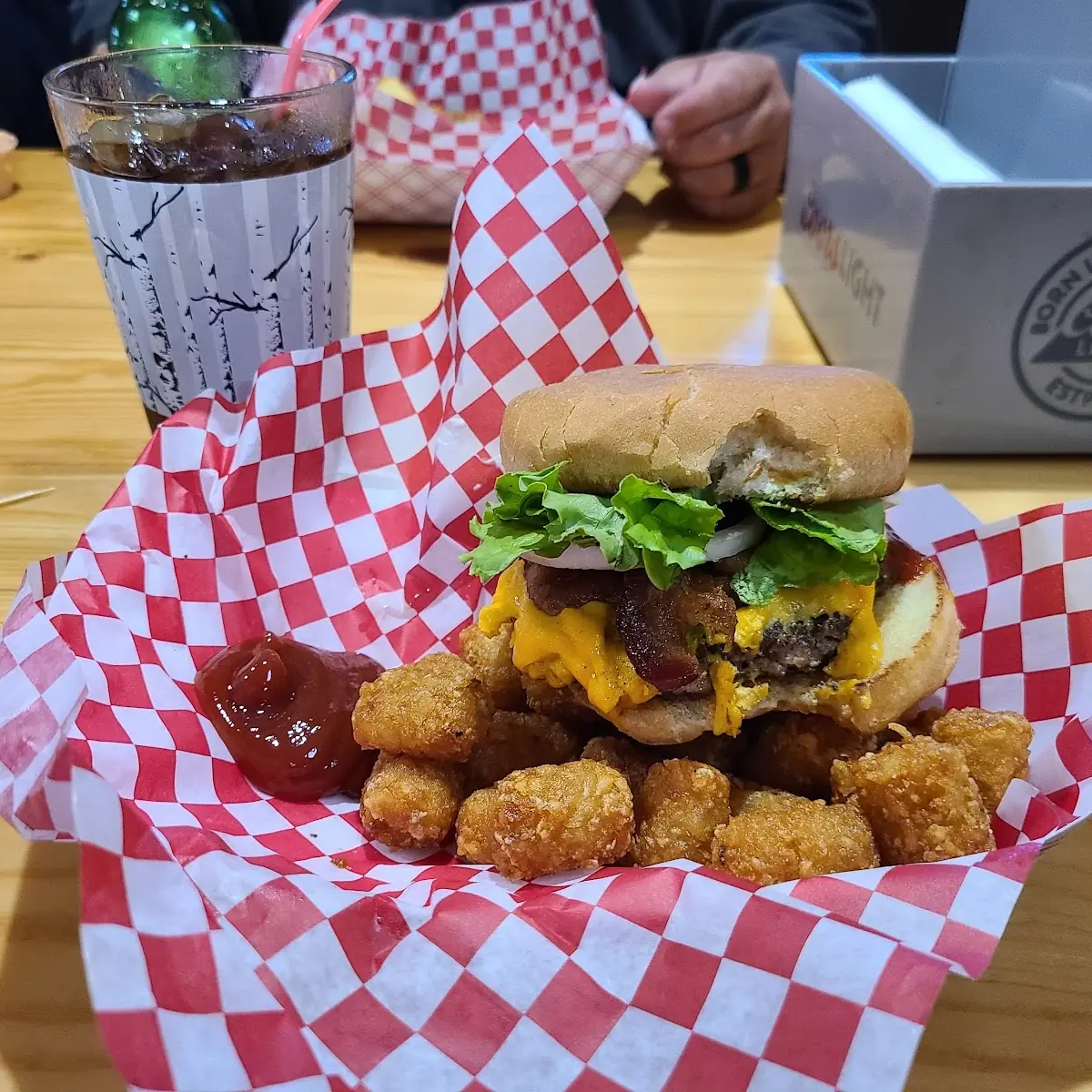 Paradise Burger with Tator Tots