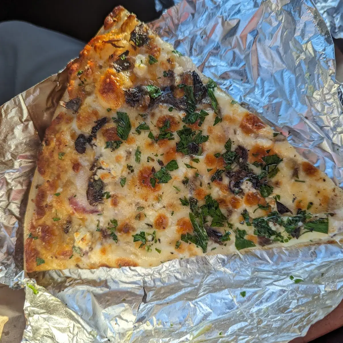 Vegetarian Pizza with Toppings