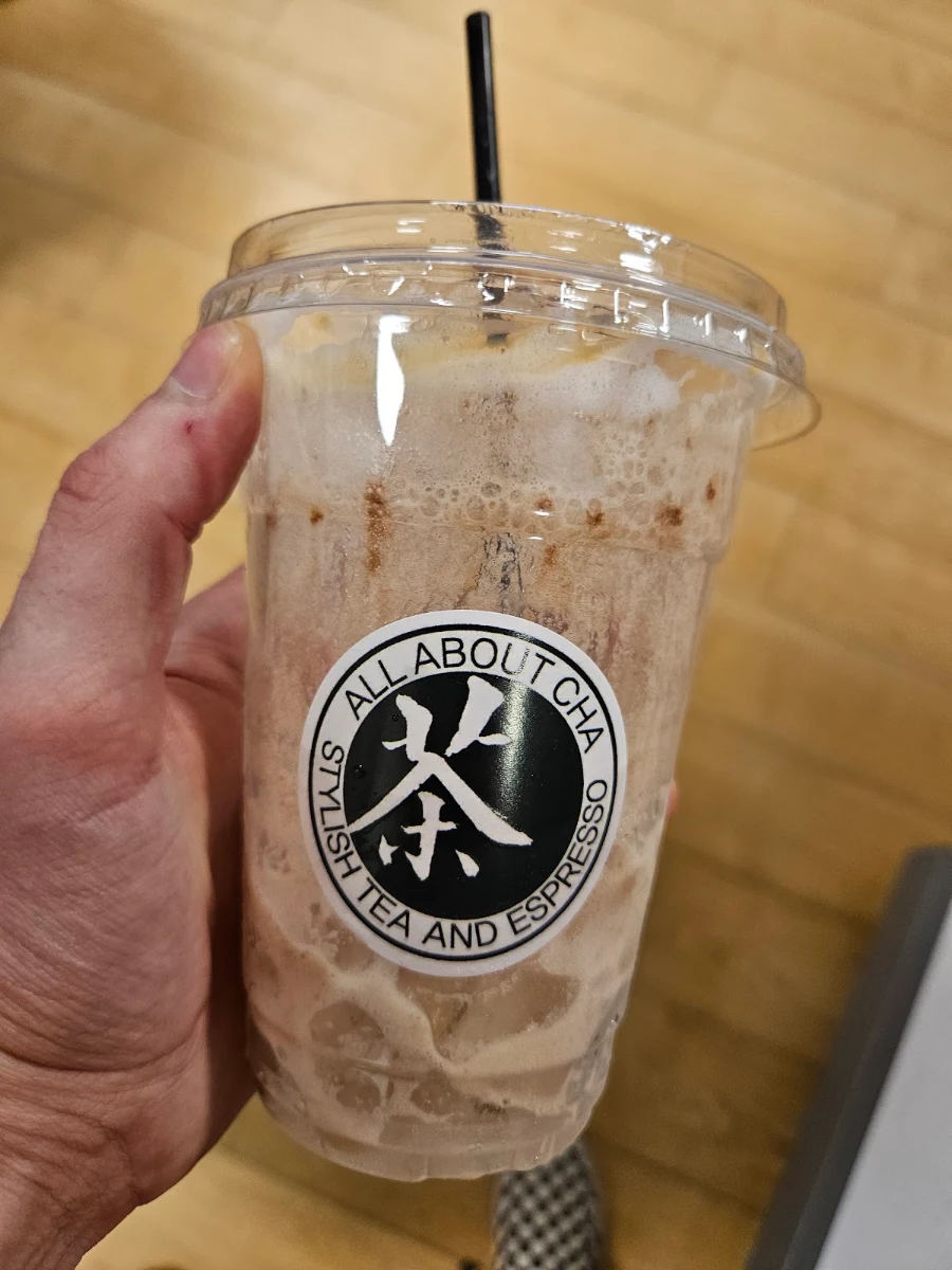 Iced Caramel Macchiato