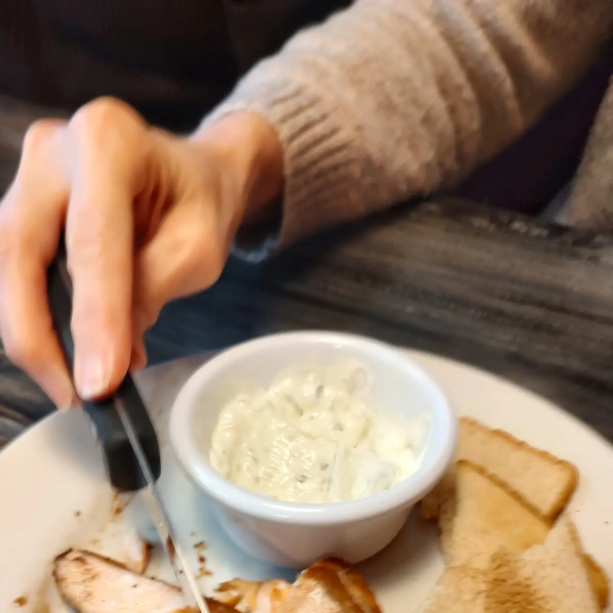 Smoked Salmon with Toast and Chef's Dressing