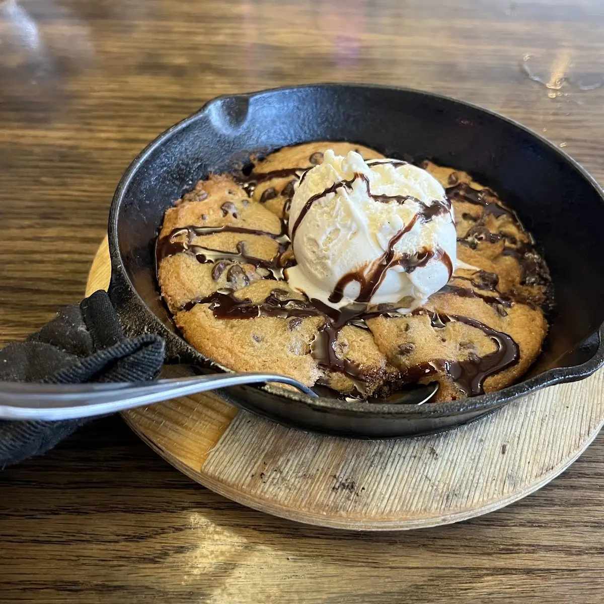 Chocolate Chip Cookie with Vanilla Ice Cream